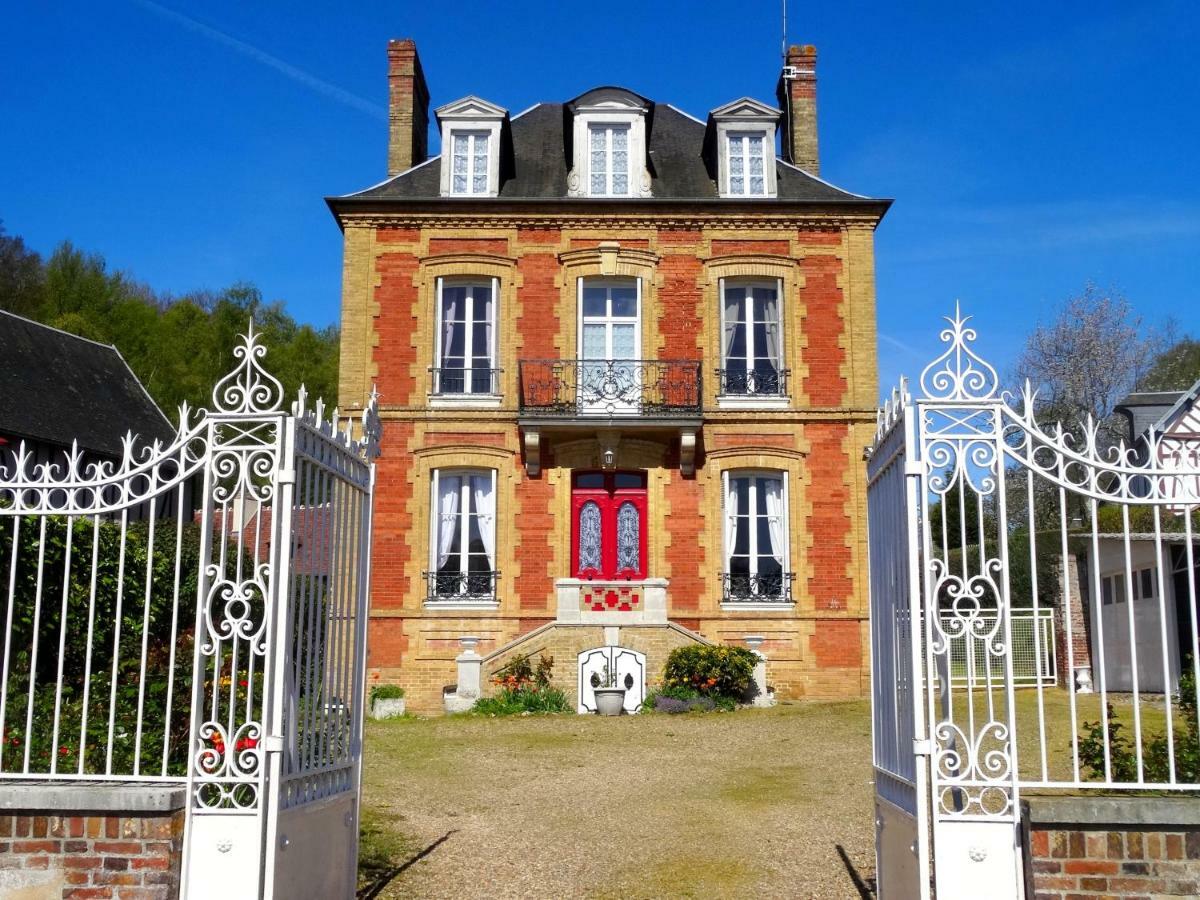 L'Ajoussienne Villa Bagian luar foto